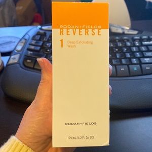 Rodan + Fields Reverse Deep Exfoliating Wash BNIB Sealed